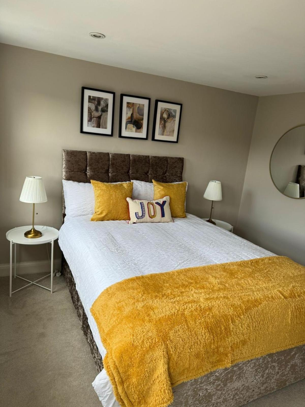 Brentford Guest Rooms Kültér fotó