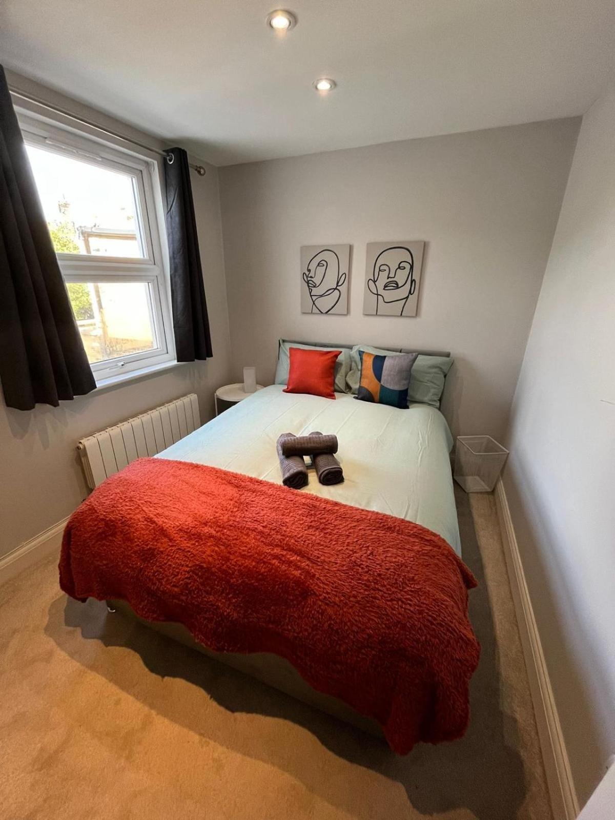 Brentford Guest Rooms Kültér fotó