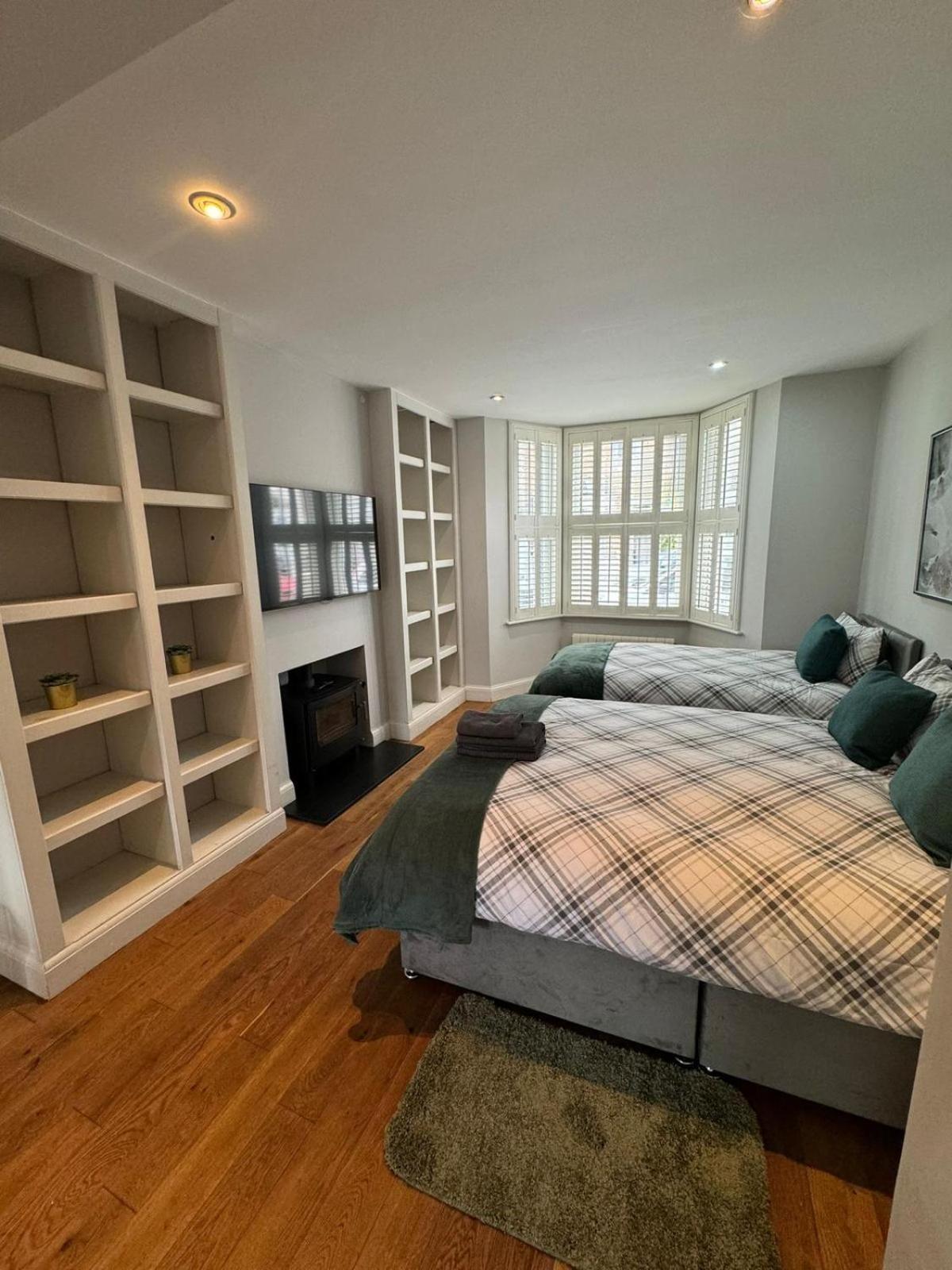 Brentford Guest Rooms Kültér fotó