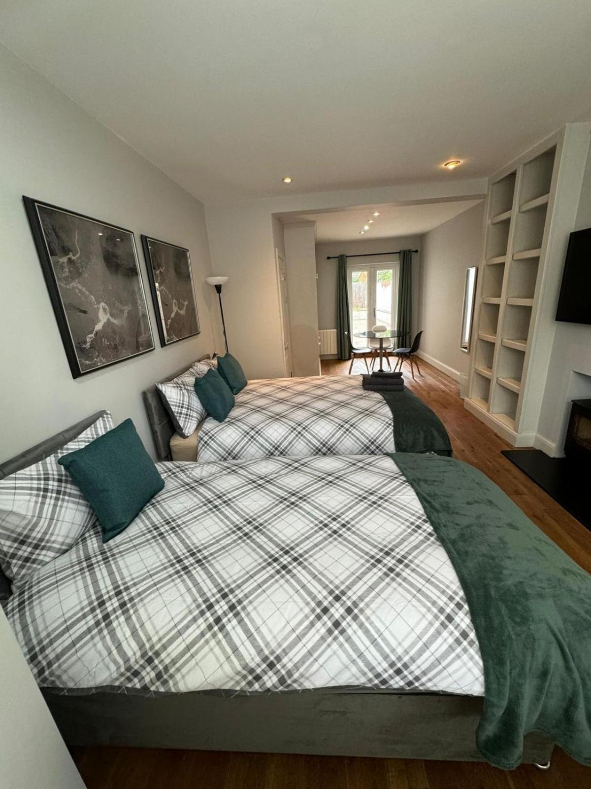 Brentford Guest Rooms Kültér fotó